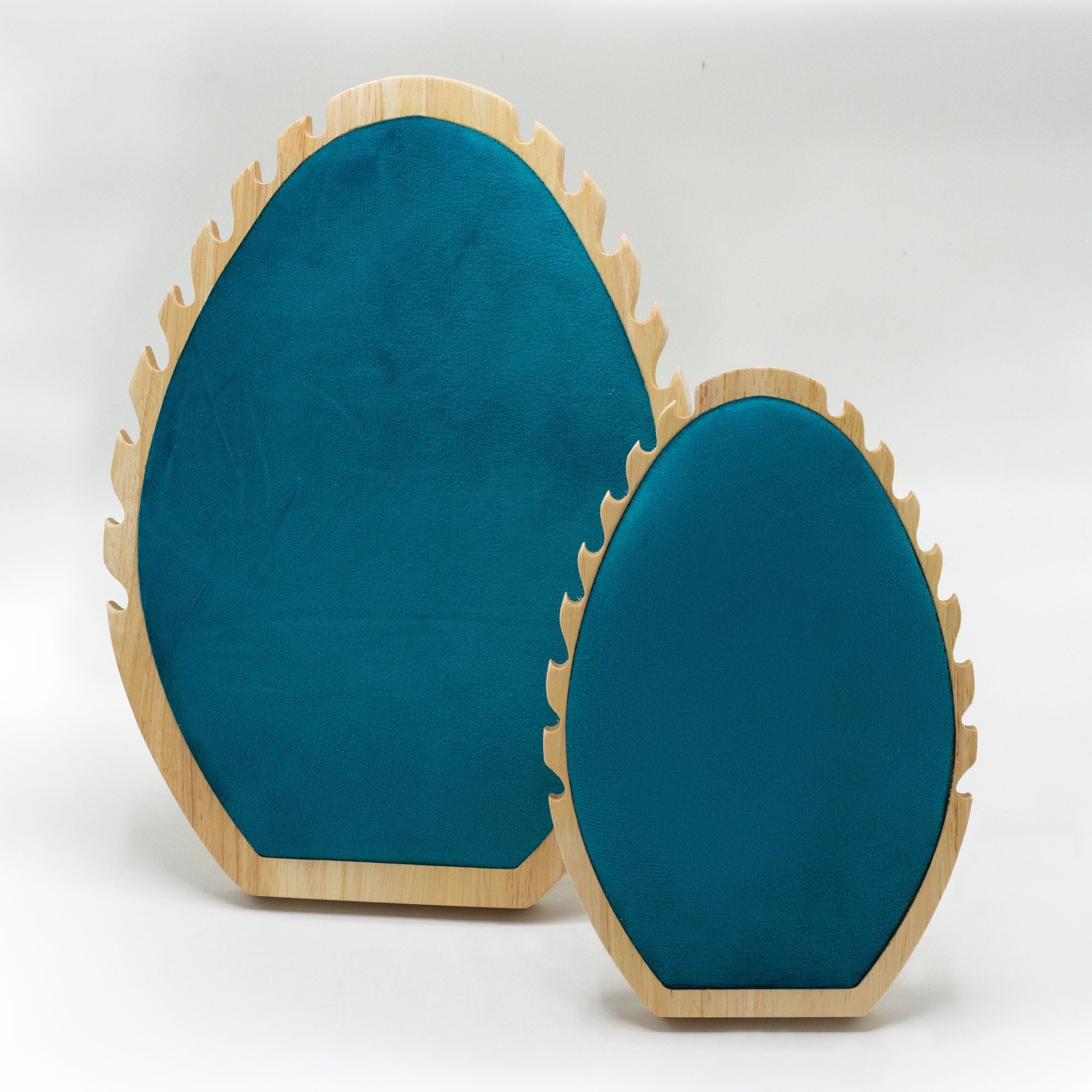 Suport oval pentru expunerea colierelor  19x13cm